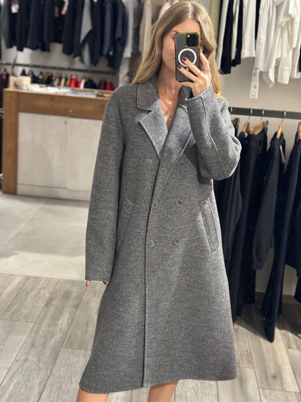 Пальто двубортное Seventy MaxMara