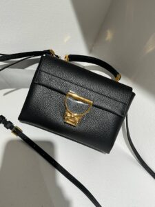 Кожаная сумка Coccinelle 2 MaxMara