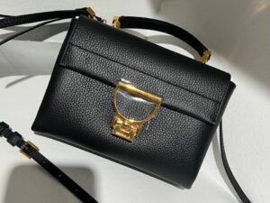 Кожаная сумка Coccinelle 2 MaxMara