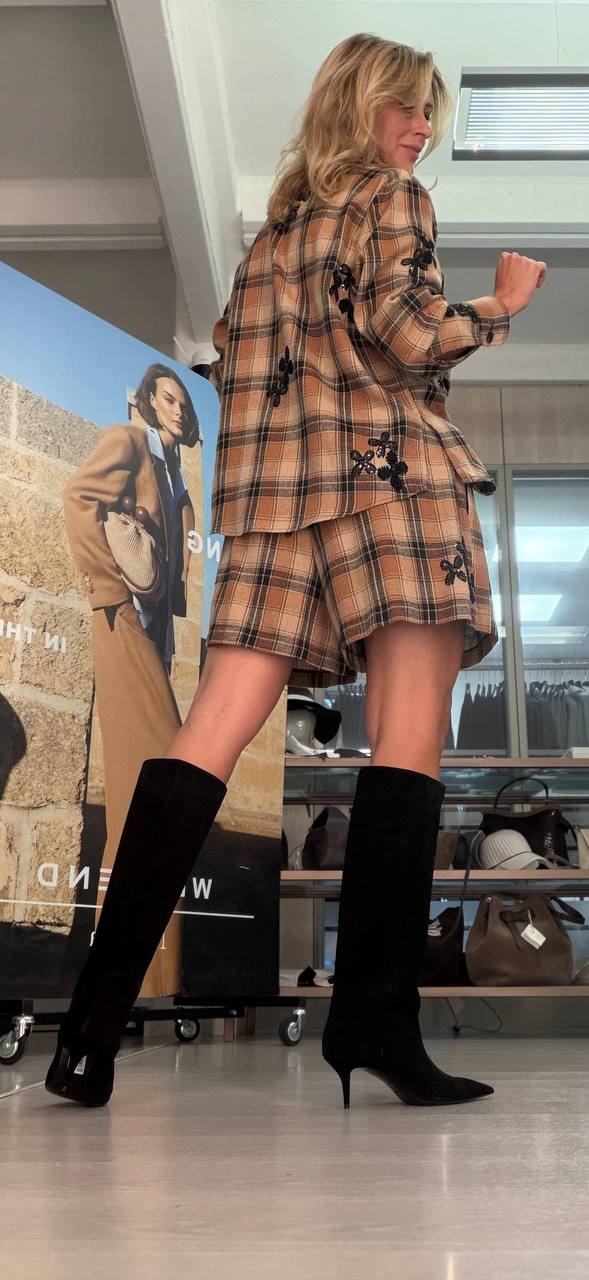 Рубашка женская в клетку MaxMara