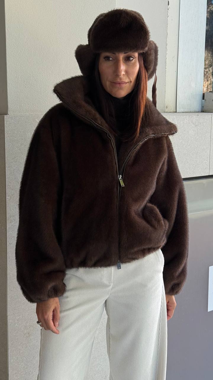 Куртка-бомбер из экомеха MaxMara