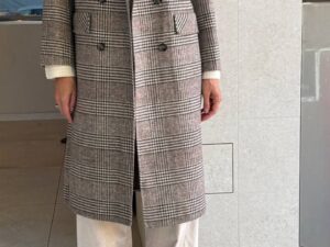 Пальто двубортное в клетку MaxMara