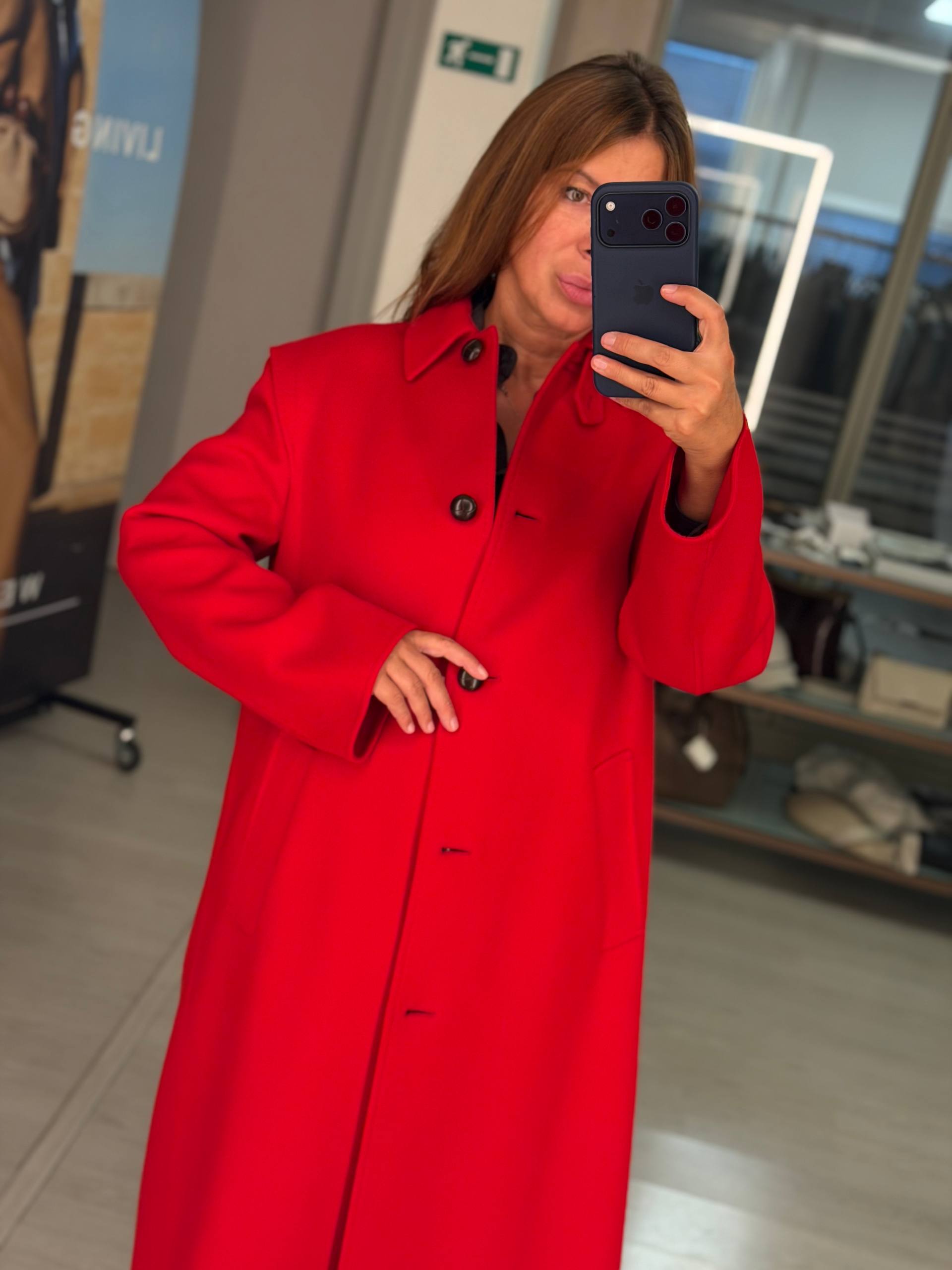 Пальто женское шерстяное красное MaxMara