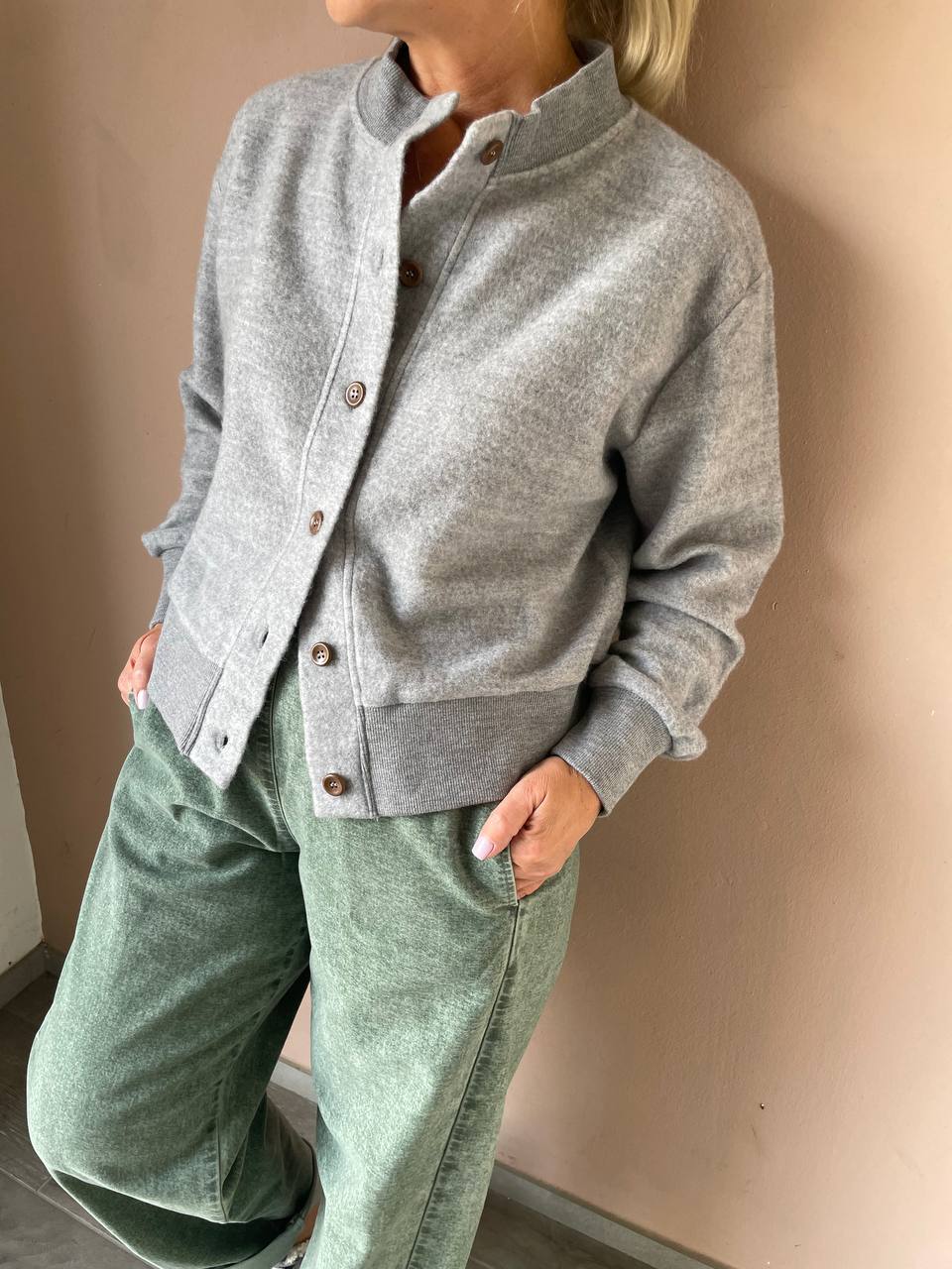 Кардиган-бомбер женский серый MaxMara