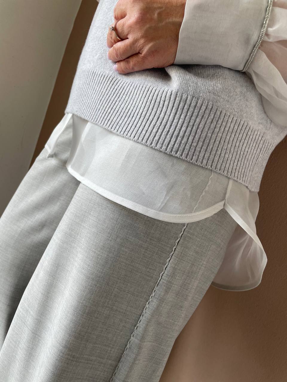 Жилет трикотажный с вышивкой MaxMara
