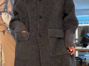 Пальто с вышивкой MaxMara