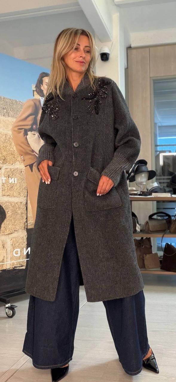 Пальто с вышивкой MaxMara