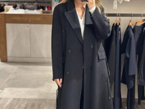 Пальто двубортное Seventy MaxMara