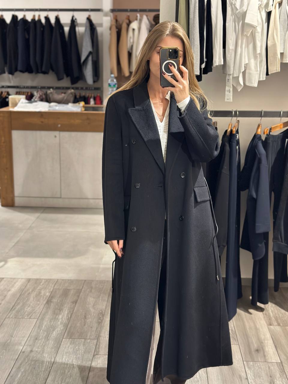 Пальто двубортное Seventy MaxMara