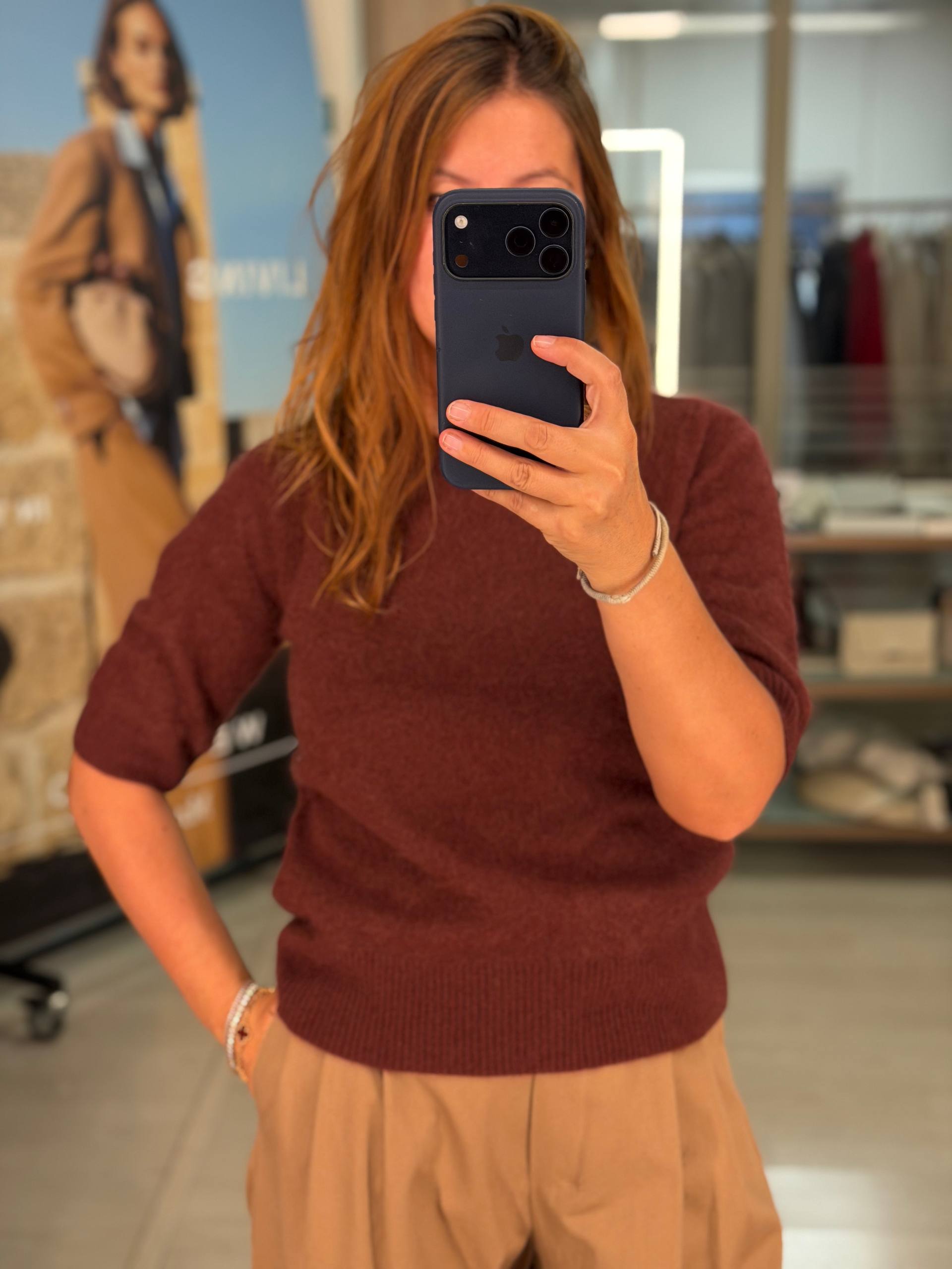 Джемпер женский с коротким MaxMara