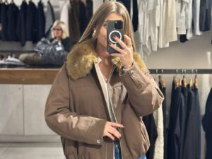 Куртка с меховым воротником MaxMara