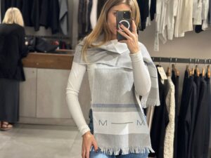 Шарф женский Max Mara MaxMara — фото 1 Шарф женский Max Mara MaxMara