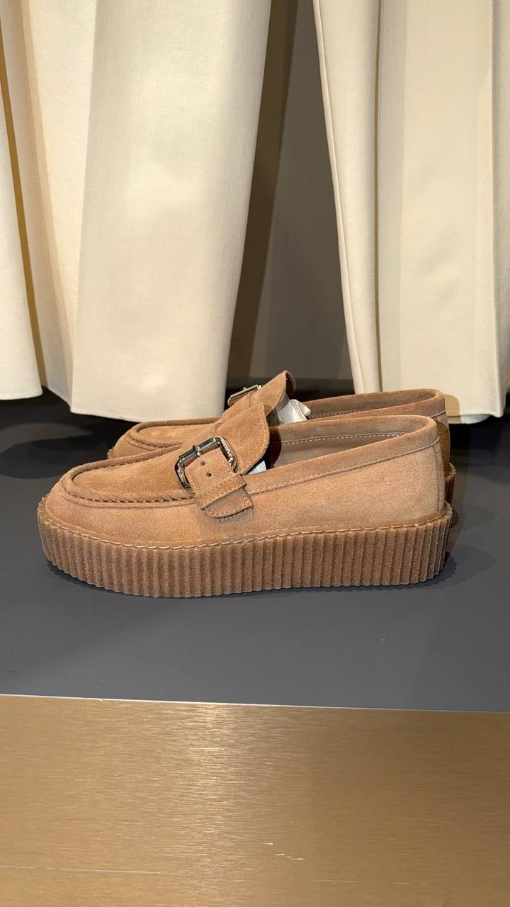 Лоферы замшевые Weekend Max MaxMara