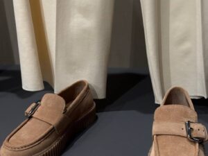 Лоферы замшевые Weekend Max MaxMara
