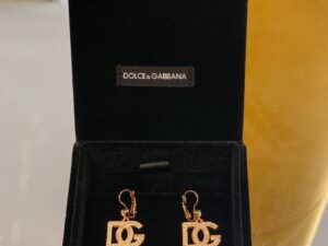 Серьги Dolce Gabbana с логотипом — фото 1 Серьги Dolce Gabbana с логотипом