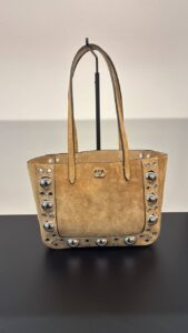 Сумка-тоут замшевая Valentino Garavani Valentino