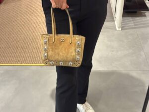 Сумка-тоут замшевая Valentino Garavani Valentino — фото 1 Сумка-тоут замшевая Valentino Garavani Valentino
