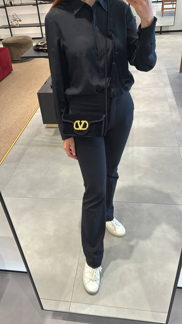 Сумка бархатная Valentino Garavani Valentino
