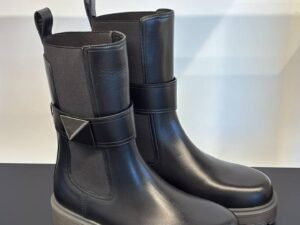 Ботинки женские Valentino Garavani Valentino