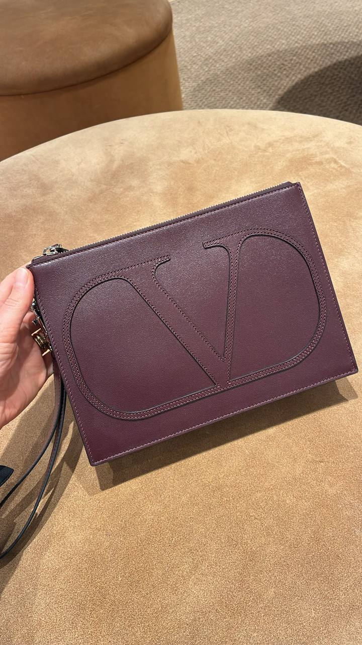 Клатч Valentino Garavani VLogo Valentino