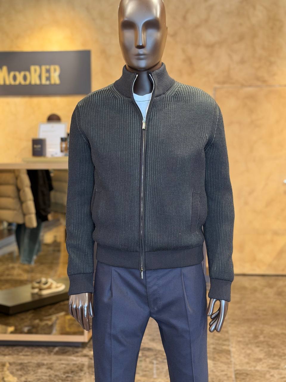 Бомбер утепленный MooRER
