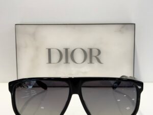 Очки солнцезащитные Dior