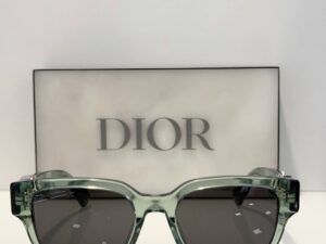 Солнцезащитные очки Dior