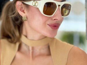 Солнцезащитные очки Valentino — фото 1 Солнцезащитные очки Valentino