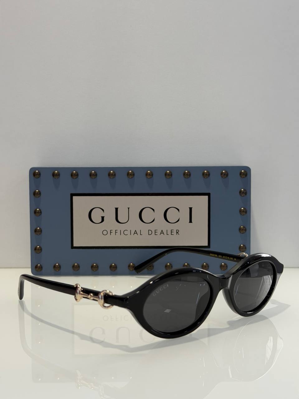 Солнцезащитные очки Gucci