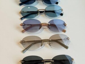 Солнцезащитные очки Tiffany Co
