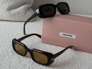 Очки солнцезащитные Miu Miu 2