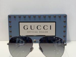 Солнцезащитные очки Gucci 2 3