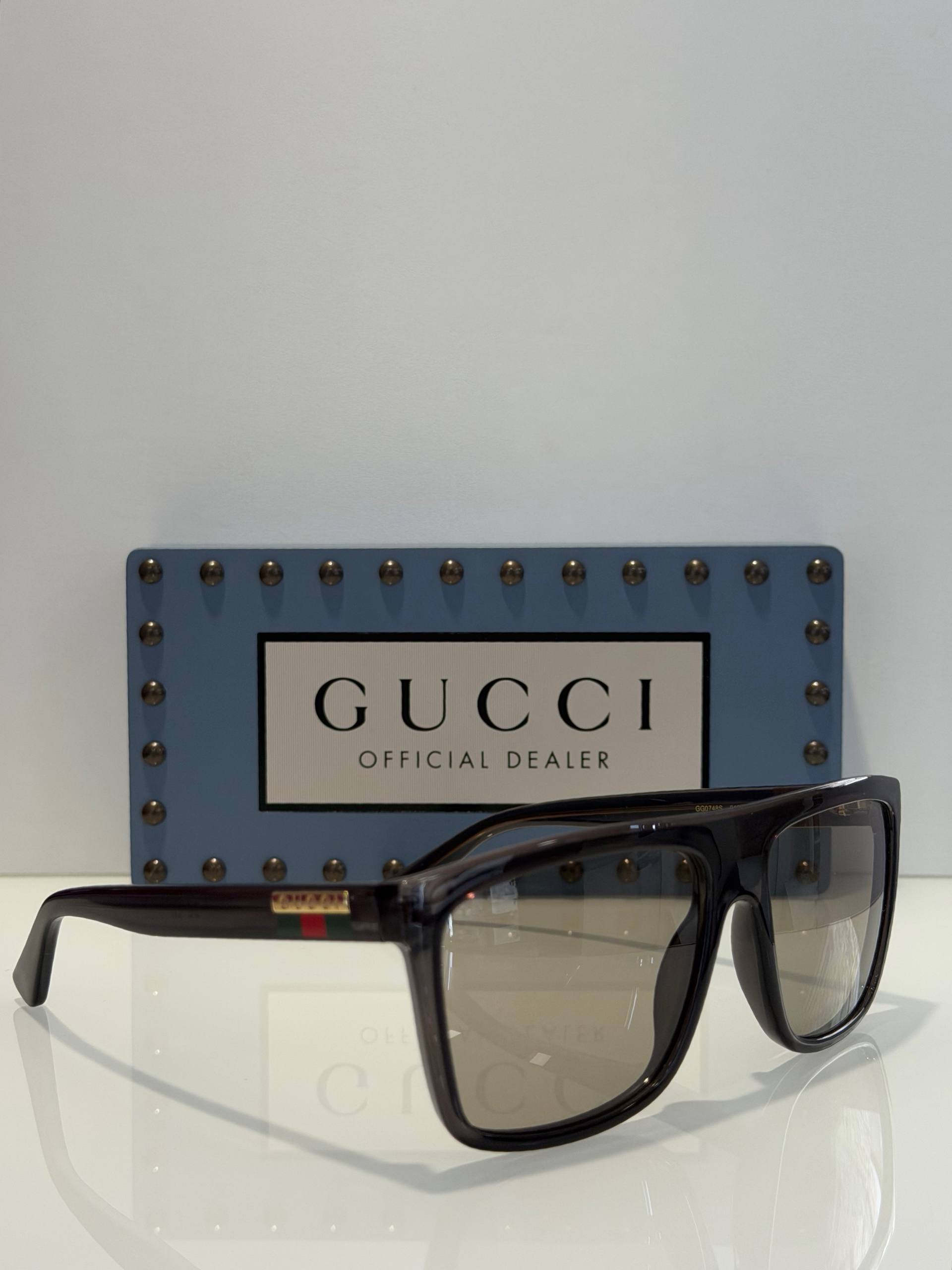 Очки солнцезащитные Gucci
