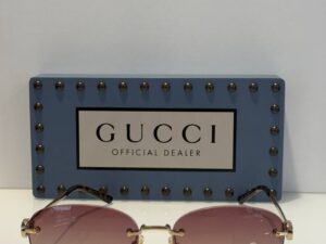 Солнцезащитные очки Gucci 2 3