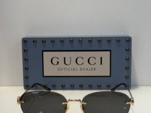 Солнцезащитные очки Gucci 2