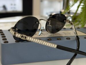 Солнцезащитные очки Gucci 2 — фото 1 Солнцезащитные очки Gucci 2