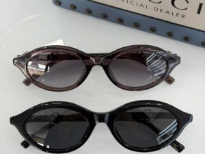 Солнцезащитные очки Gucci 2 3