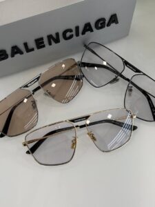 Солнцезащитные очки Balenciaga