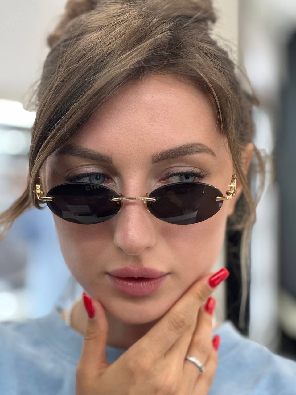 Солнцезащитные очки Valentino 2