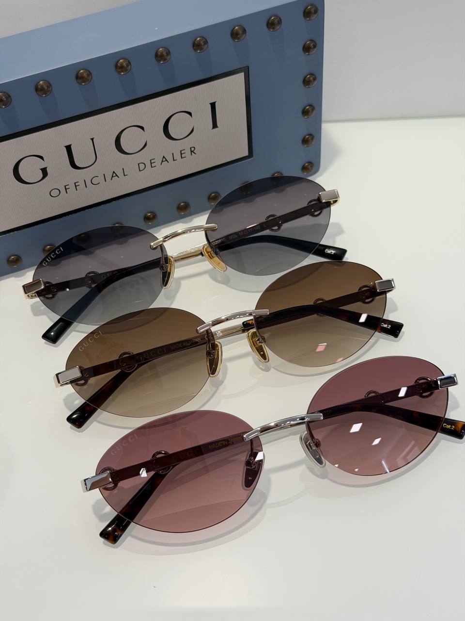 Солнцезащитные очки Gucci 2