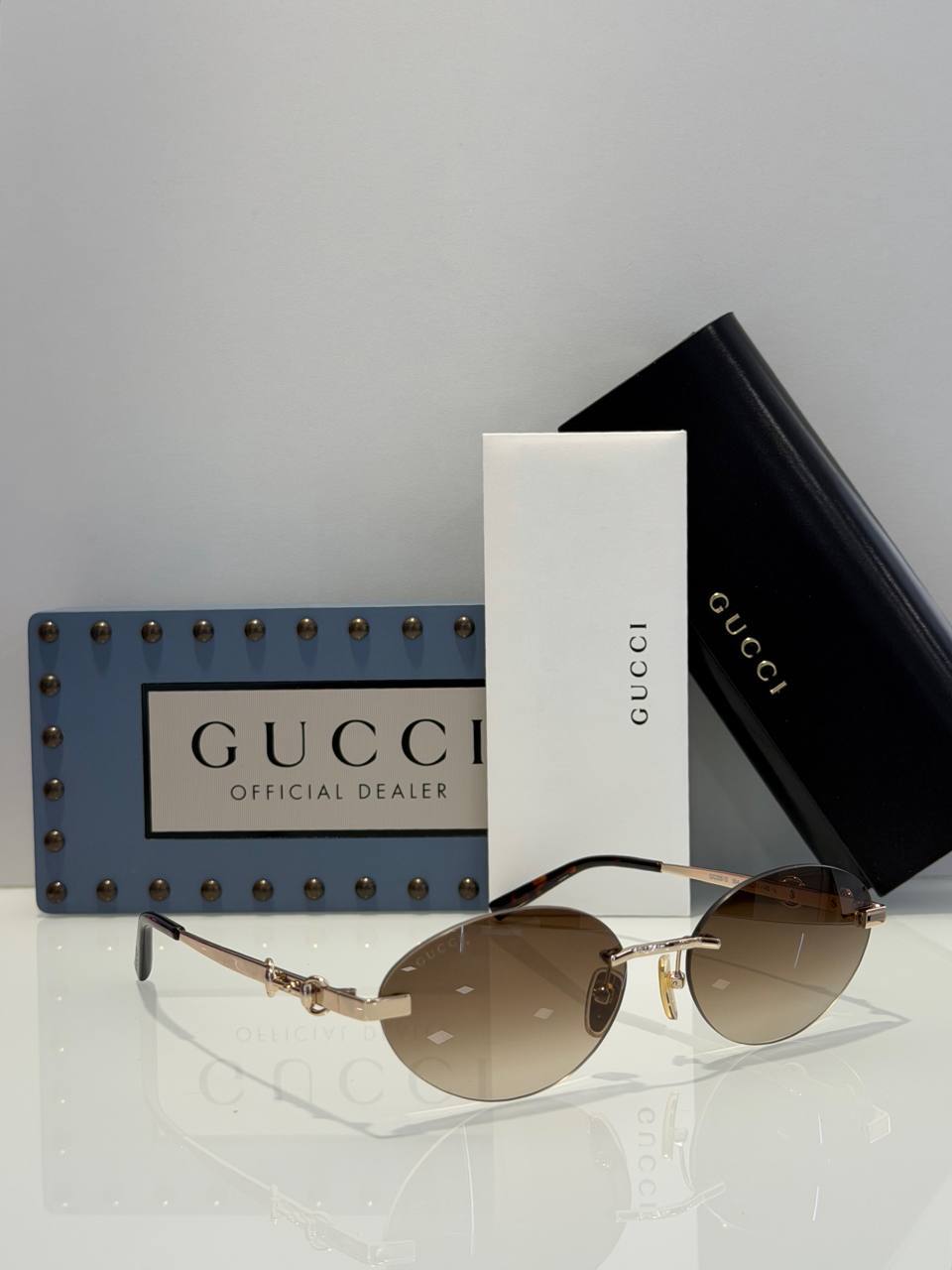 Солнцезащитные очки Gucci 2