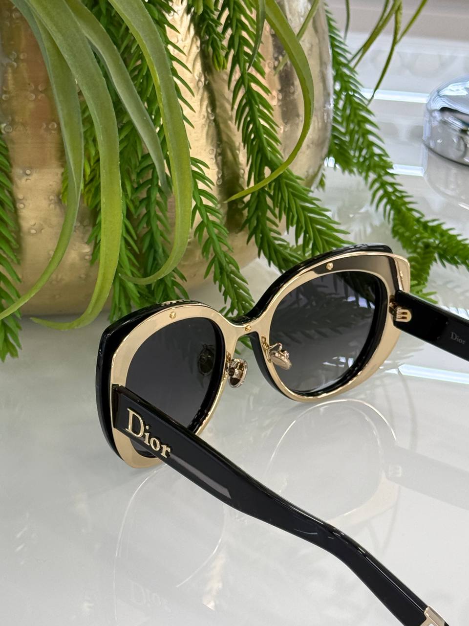 Солнцезащитные очки Dior
