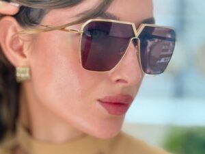 Очки солнцезащитные Valentino 2