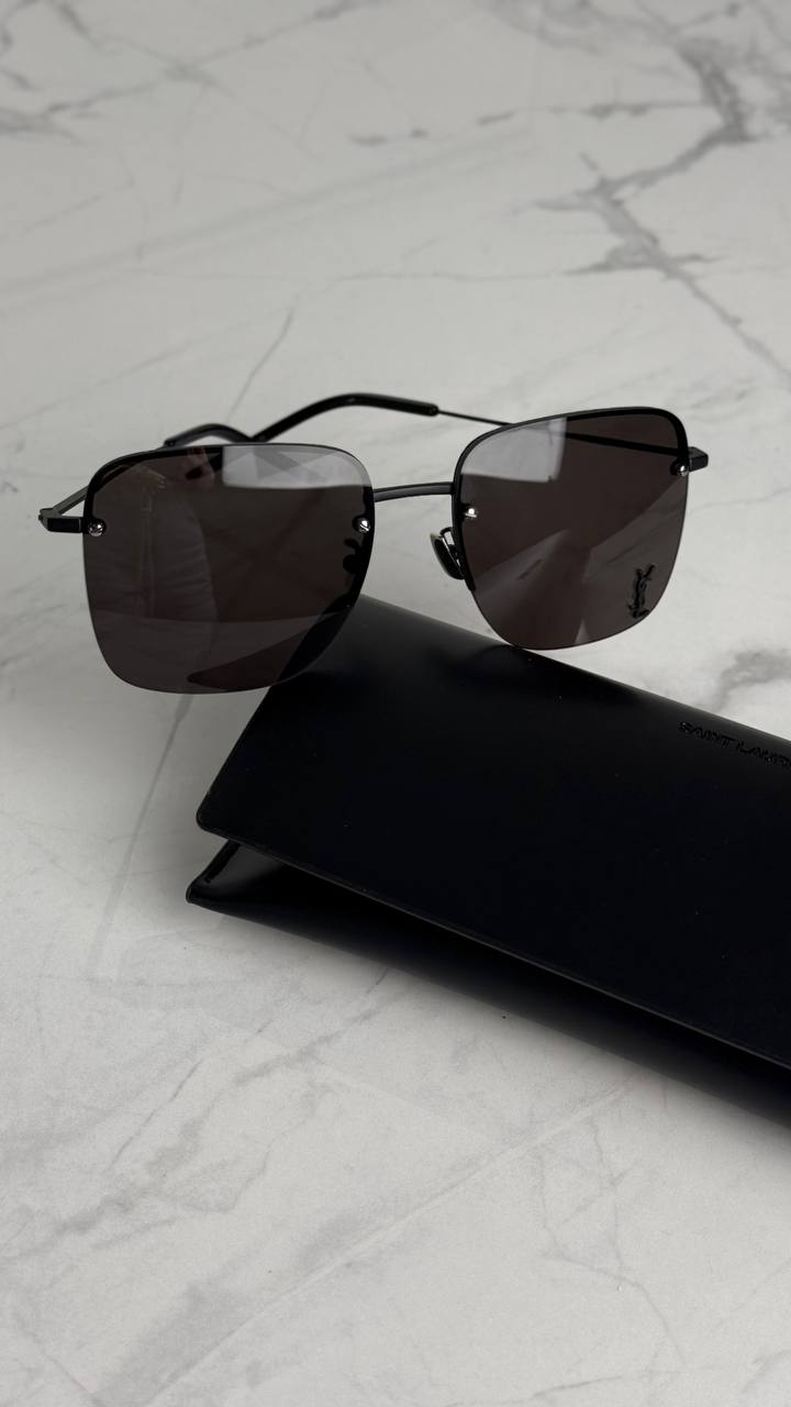 Солнцезащитные очки Saint Laurent