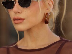 Очки солнцезащитные Prada