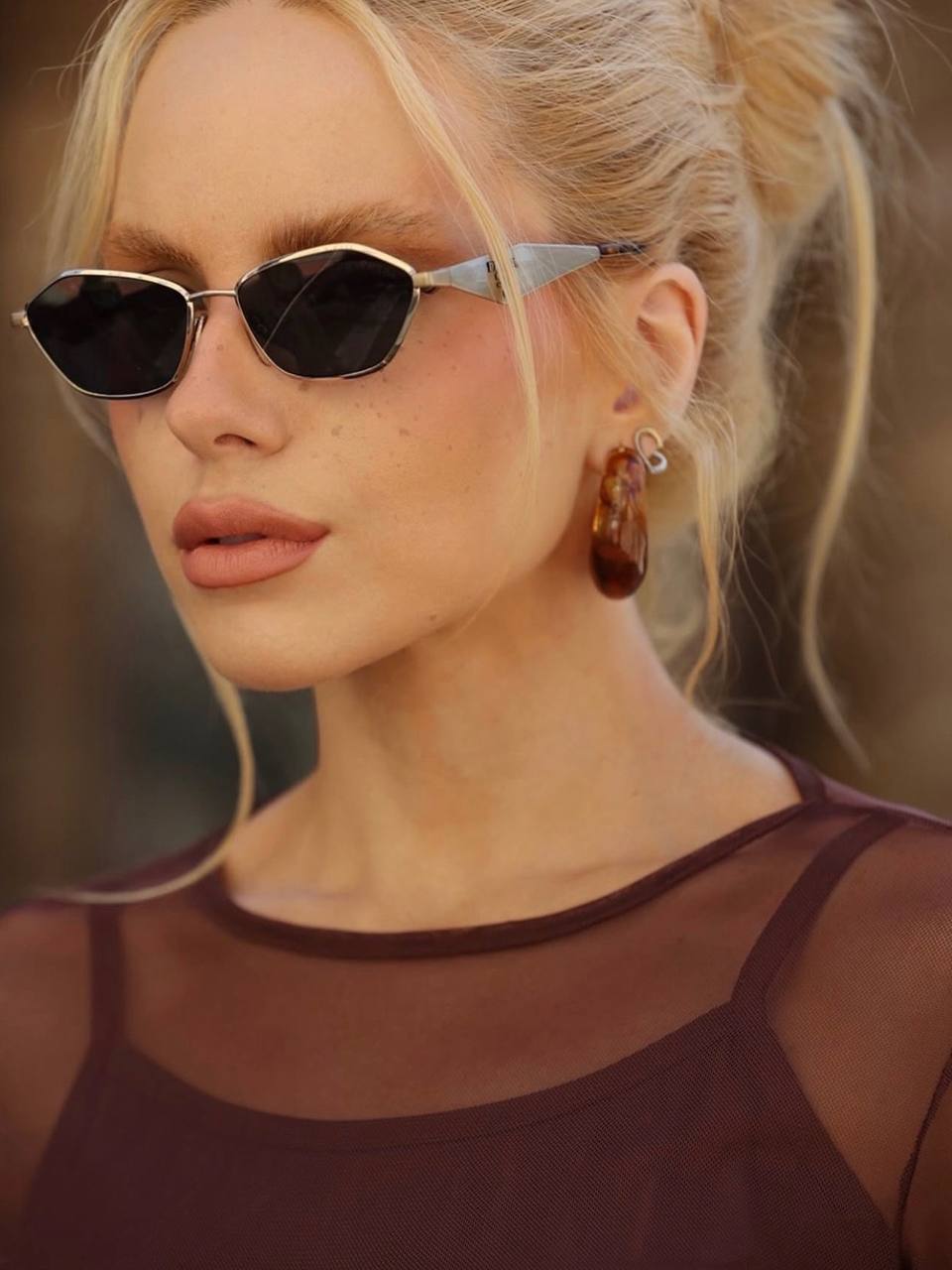 Очки солнцезащитные Prada