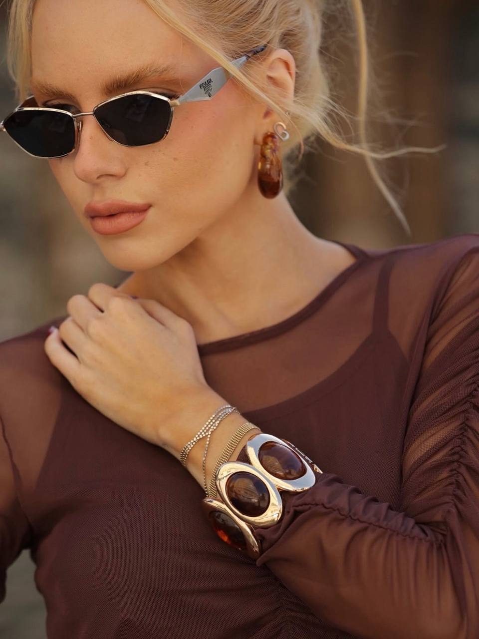 Очки солнцезащитные Prada