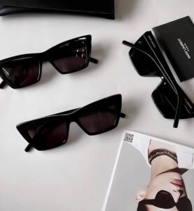 Солнцезащитные очки Saint Laurent