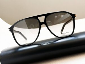 Очки солнцезащитные Saint Laurent — фото 1 Очки солнцезащитные Saint Laurent