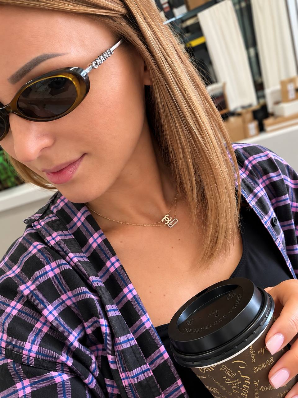 Солнцезащитные очки Chanel